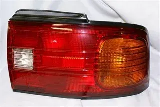 FAROL TRA DER MAZDA 323 92 DEPO
