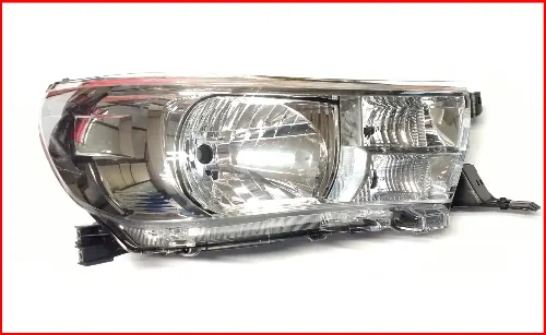 SEMIOPTICA DER TOYOTA HILUX 16 DEPO