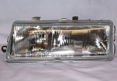 SEMIOPTICA IZQ SEAT TOLEDO 96-99 DEPO