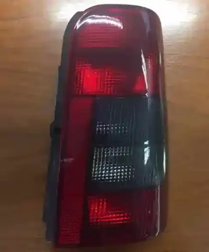 FAROL TRA DER CITROEN BERLINGO-PARTNER 96