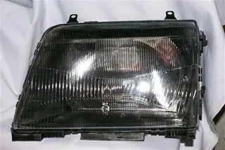 SEMIOPTICA IZQ GM MONZA 88-90 (B)