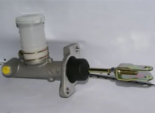 BOMBA EMBRAGUE NISSAN 720 (5/8″)