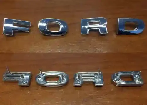 EMBLEMA ESPOLON FORD F100 «FORD»