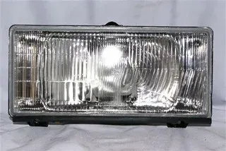 SEMIOPTICA IZQ KIA K3600 96 (RECTANGULAR)