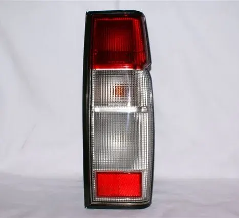 FAROL TRA DER NISSAN D21-22 (POLICIA) DEPO