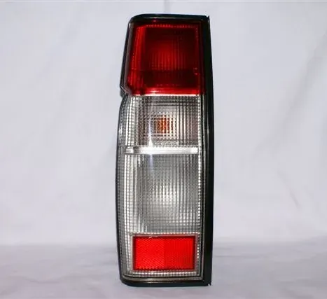 FAROL TRA IZQ NISSAN D21-22 (POLICIA) DEPO