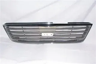 CARETA NISSAN SENTRA B14 (CROMADA)
