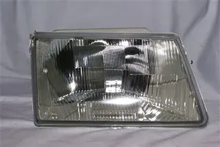 SEMIOPTICA DER PEUGEOT 309 88 DEPO