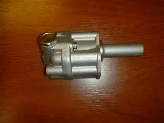BOMBA ACEITE NISSAN 160J-VANETTE 2.0 BREME