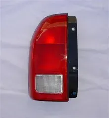 FAROL TRA IZQ SUZUKI G-VITARA 98