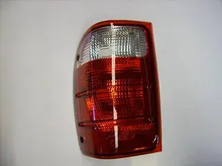 FAROL TRA IZQ FORD RANGER 01 (USA) DEPO