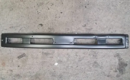 PARAGOLPE DEL MITSUBISHI L200 90 METAL NEGRO
