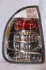 FAROL TRA IZQ GM CORSA 01 SEDAN TUNNING