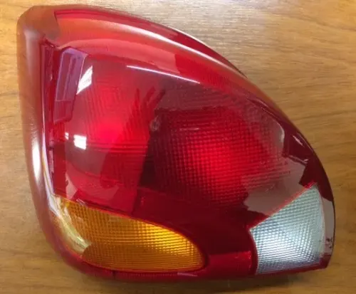 FAROL TRA IZQ FORD FIESTA 96 DEPO