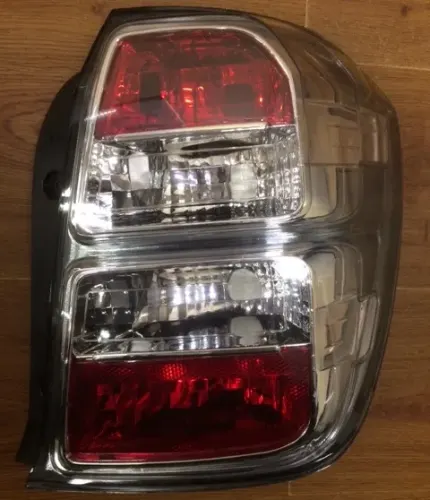 FAROL TRA DER GM COBALT LTZ 13