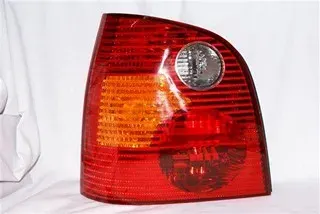 FAROL TRA IZQ VW POLO 05 (HATCH) DEPO