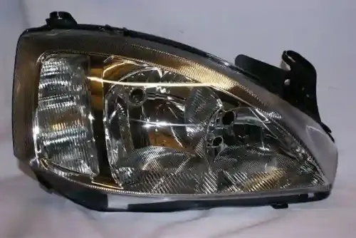 SEMIOPTICA DER GM CORSA II 03 RAYADA (CRO)