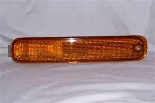 FAROL PARAG IZQ MAZDA 323 95