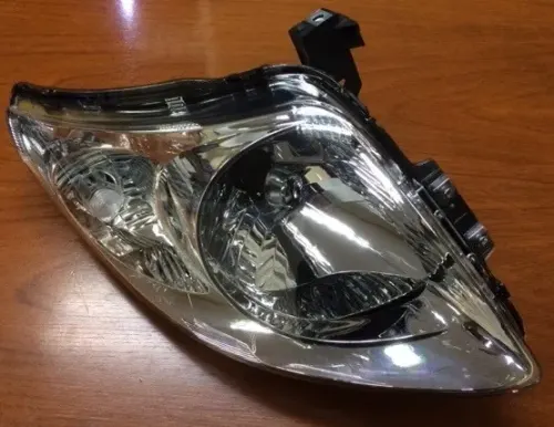 SEMIOPTICA IZQ SUZUKI SWIFT 06 DEPO