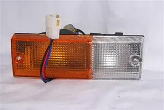 FAROL PARAG DER ISUZU TFR 91 (2 COLORES)