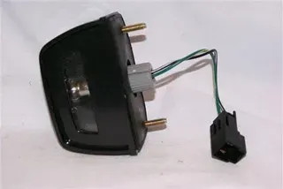 FAROL MATRICULA NISSAN D21 (LATERAL) DEPO