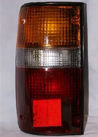 FAROL TRA IZQ TOYOTA HILUX 91 DEPO