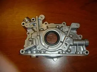 BOMBA ACEITE NISSAN RD28