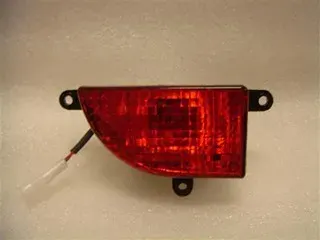 FAROL NIEBLA TRA IZQ DFM (ANCHO)