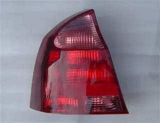 FAROL TRA IZQ GM CORSA II 03 SEDAN ROSA