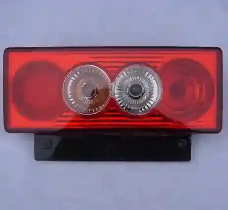 FAROL TRA DER FAW CAMION
