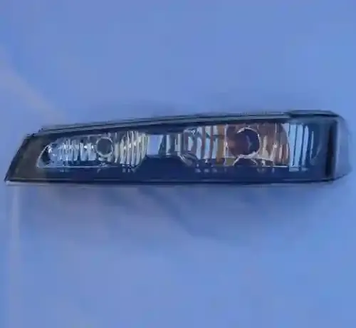 FAROL DEL IZQ EFFA PLUTUS-FAW