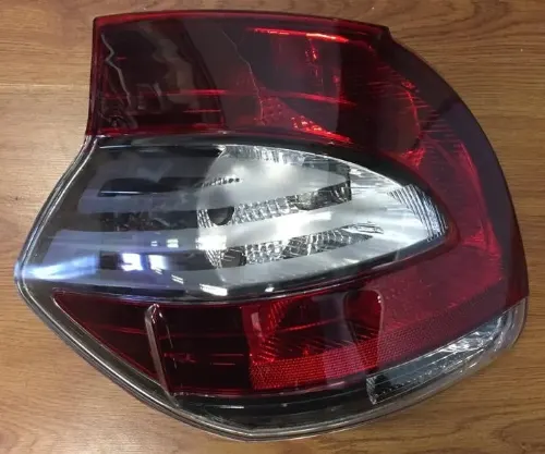 FAROL TRA IZQ FIAT MOBI 17