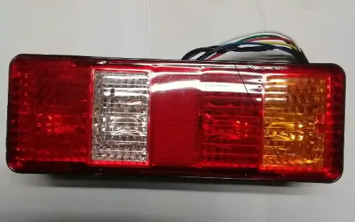 FAROL TRA IZQ DFM 08 (PICK UP)