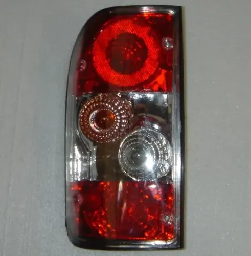 FAROL TRA IZQ ZX ADMIRAL 2010 TRANSPARENTE