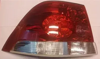 FAROL TRA IZQ GM VECTRA 08 SEDAN DEPO