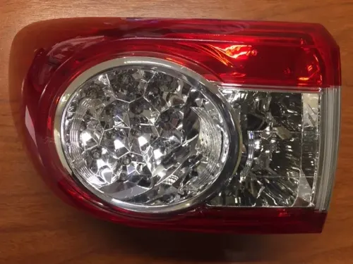 FAROL TRA IZQ TOYOTA COROLLA 11 (LED) DEPO