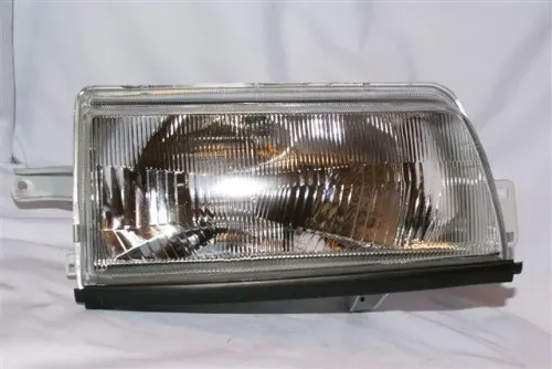 SEMIOPTICA DER DAIHATSU CHARADE 90 DEPO