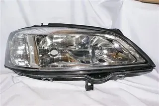 SEMIOPTICA DER GM ASTRA 99
