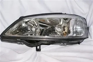 SEMIOPTICA IZQ GM ASTRA 99