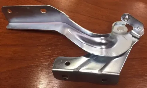 BISAGRA ESPOLON DER NISSAN MARCH 2011-2013
