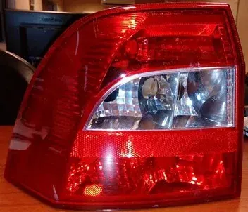 FAROL TRA IZQ GM VECTRA 00 (BCO) (ARTEB)