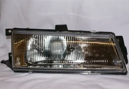 SEMIOPTICA DER HYUNDAI EXCEL 90
