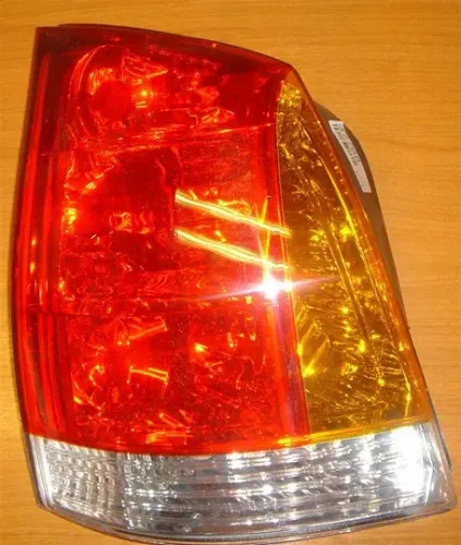 FAROL TRA IZQ FIAT PALIO 05-08 SENALERO AMBAR