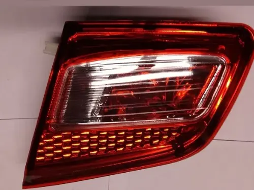 FAROL VALIJA DER FAW V5