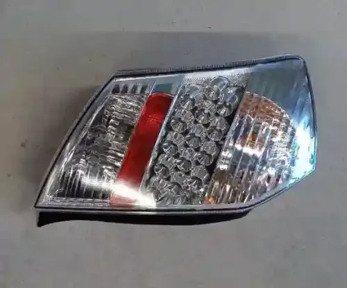FAROL TRA IZQ FAW V2 12
