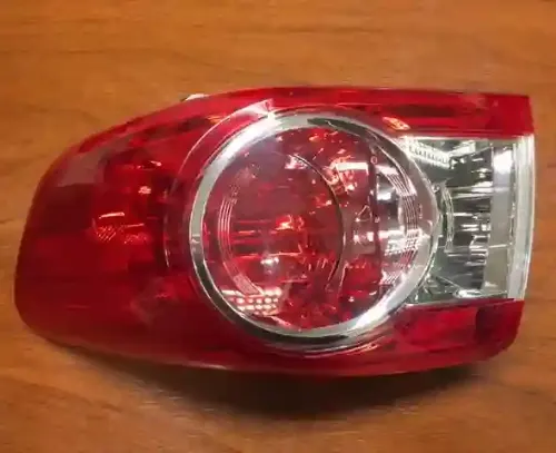 FAROL TRA IZQ TOYOTA COROLLA 11 (LAMPARA) DEPO