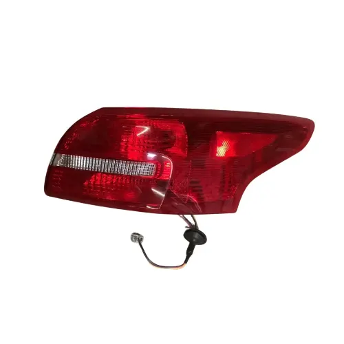 FAROL TRA DER FORD FOCUS 17 (SEDAN)