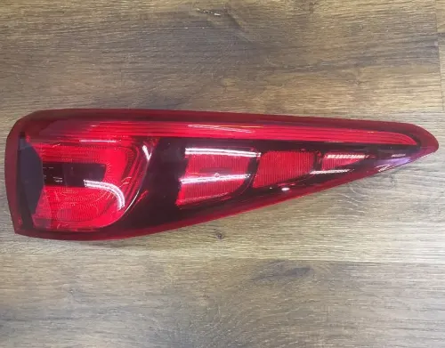 FAROL TRA DER KIA SPORTAGE 17