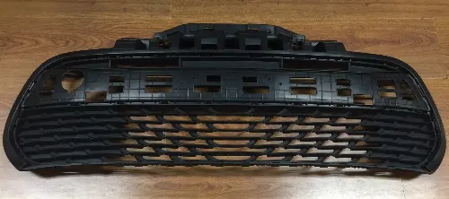 REJILLA PARAG DEL KIA RIO 18