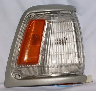 FAROL DEL DER TOYOTA HILUX 91 (GRIS) DEPO
